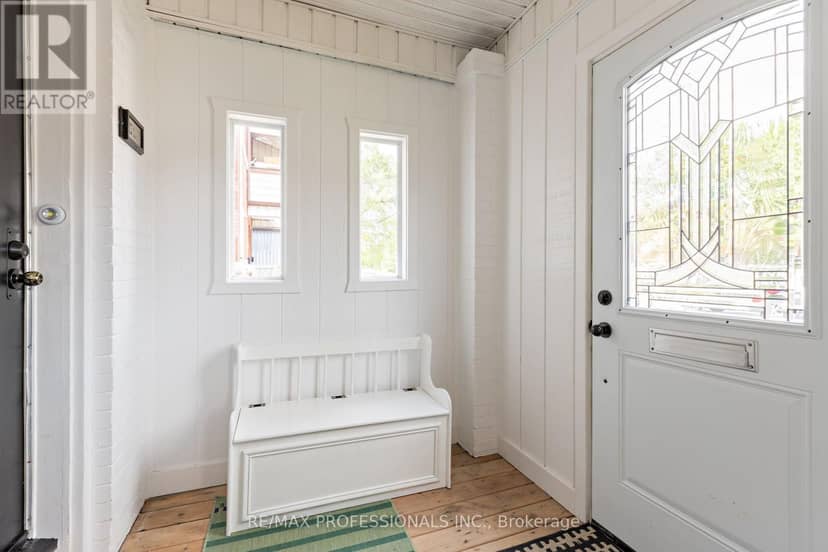 502 Jane Street — photo 3 of 35