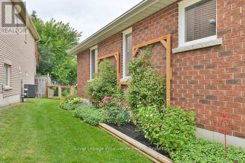 16 Magnolia Court — photo 6 of 40