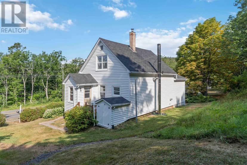 548 Lighthouse Road — photo 9 of 38