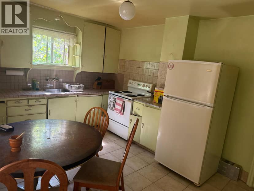 4910 WILLINGDON AVENUE, Burnaby, photo 5