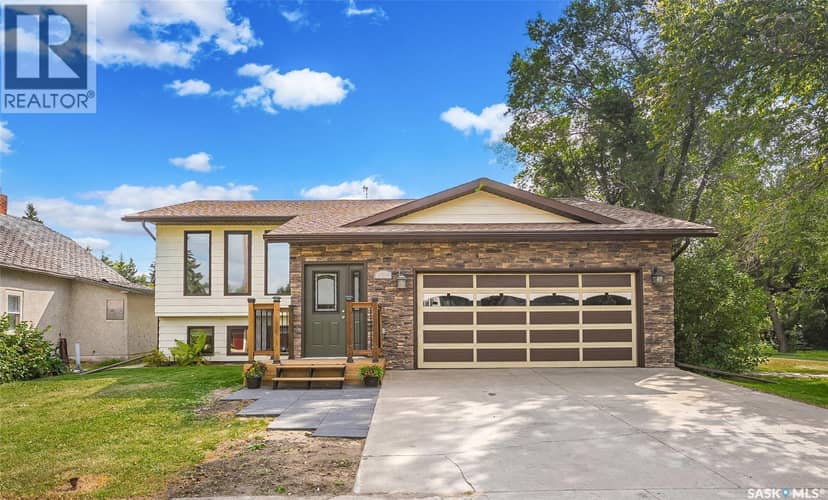 109 South AVENUE E, Hafford