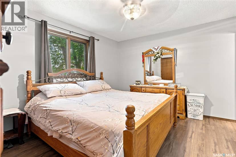 109 South AVENUE E — photo 15 of 40