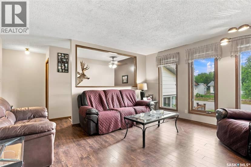 109 South AVENUE E, Hafford, photo 6