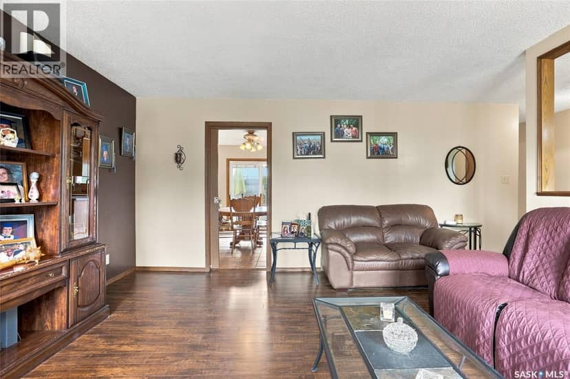 109 South AVENUE E, Hafford, photo 7