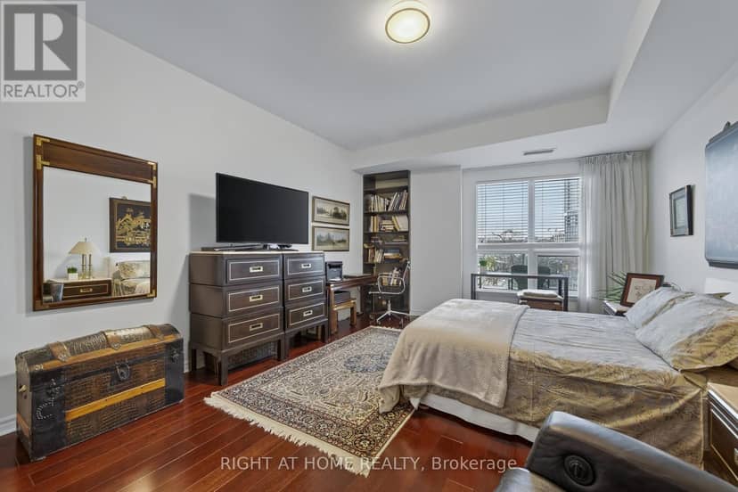 409 - 6 Toronto Street — photo 19 of 28