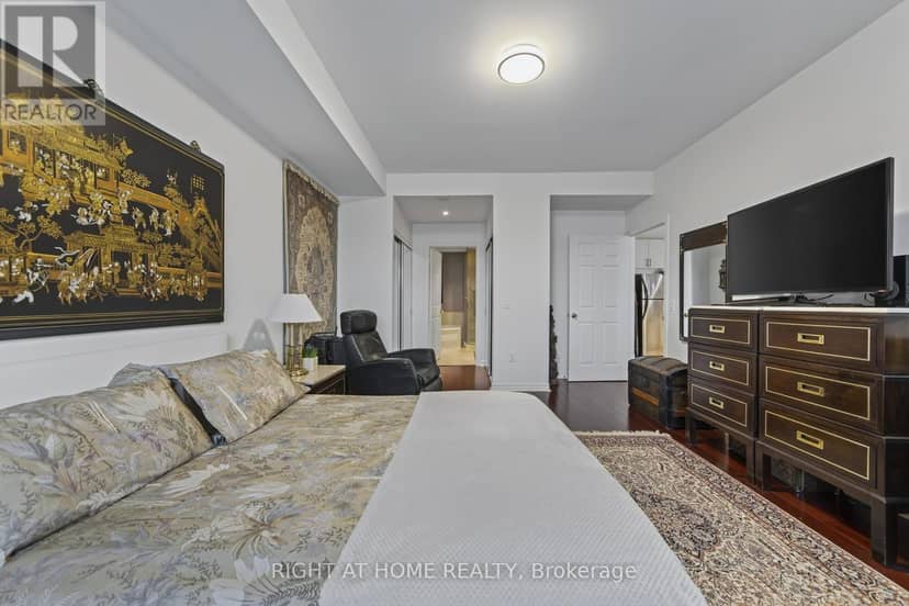 409 - 6 Toronto Street — photo 17 of 28