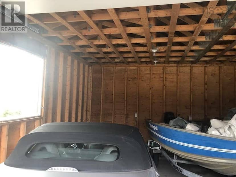 476 Maple Drive — photo 25 of 40