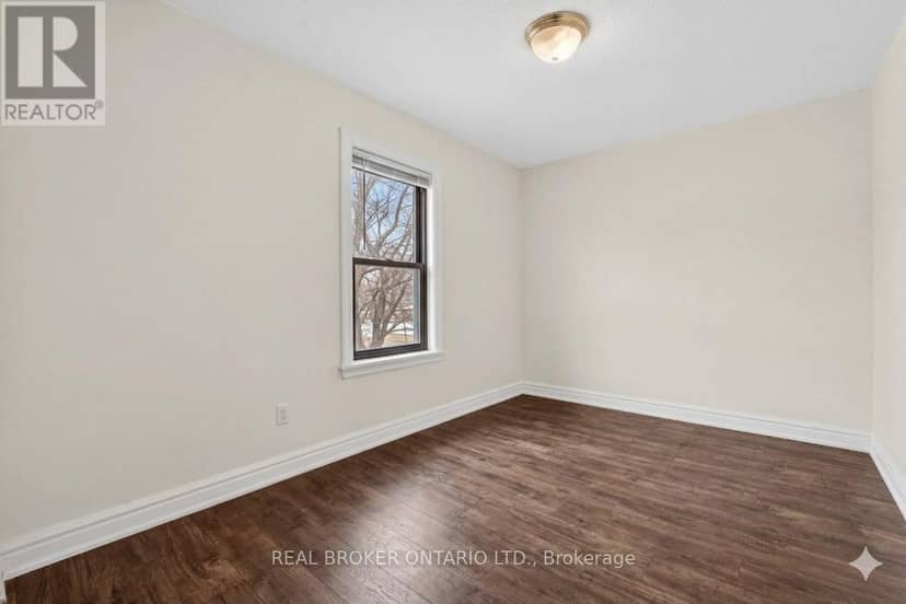 53-55 Wellington Street — photo 8 of 40