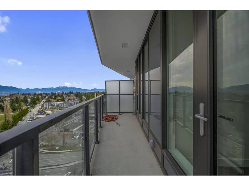 1709 10750 135A STREET, Surrey, photo 2