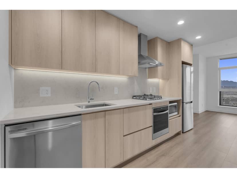 1709 10750 135A STREET, Surrey, photo 5
