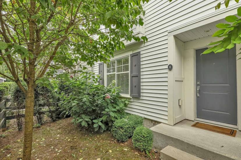 8 10433 158 STREET, Surrey, photo 3