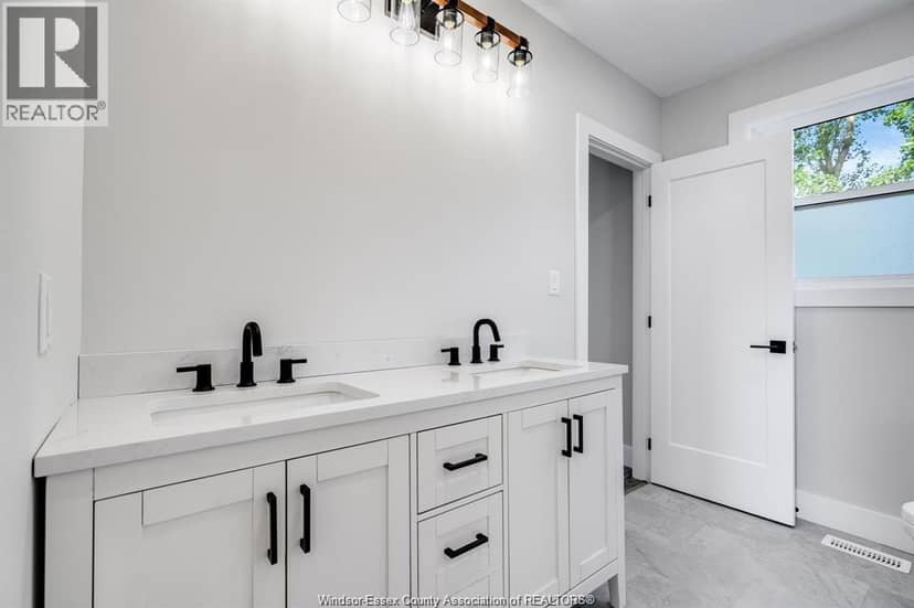 1175 Highway 77 — photo 11 of 27