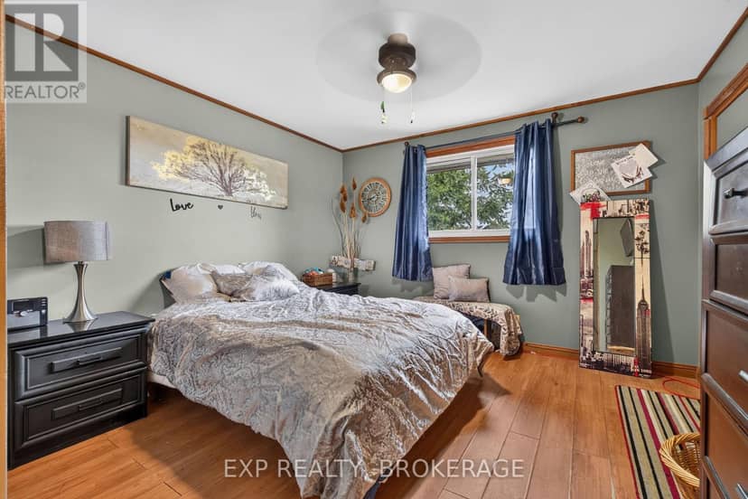 1664 Wallbridge Loyalist Road — photo 9 of 40