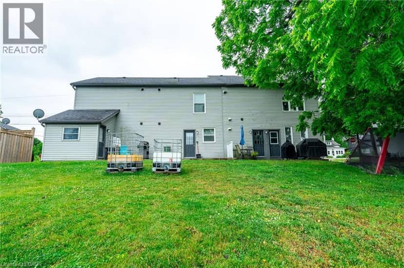 154-156 FREELTON Road — photo 15 of 22