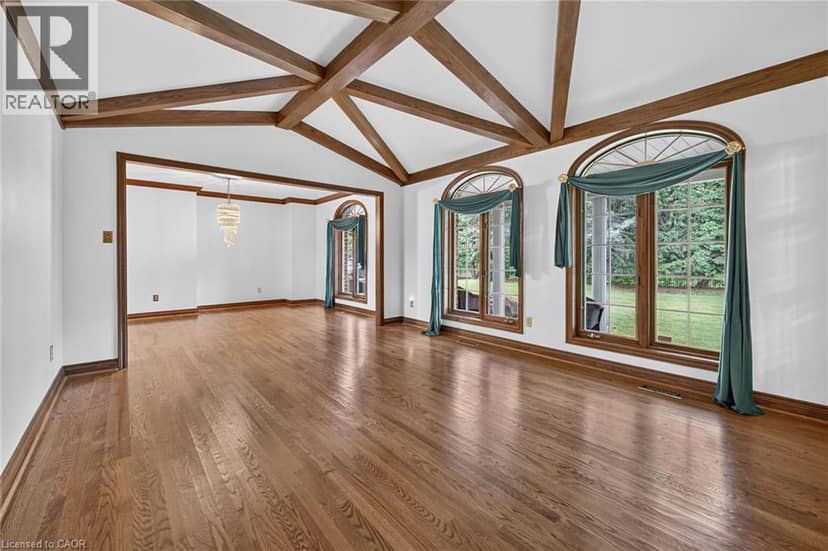 7011 DICKENSON Road E — photo 12 of 40