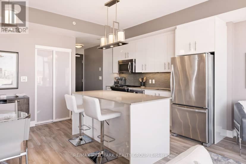 1205 - 1035 Bank Street — photo 12 of 40