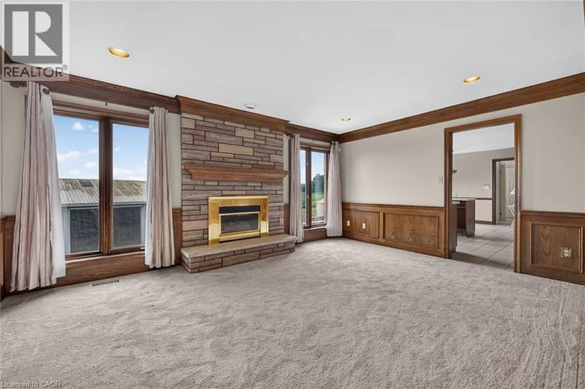 7011 DICKENSON Road E — photo 19 of 40