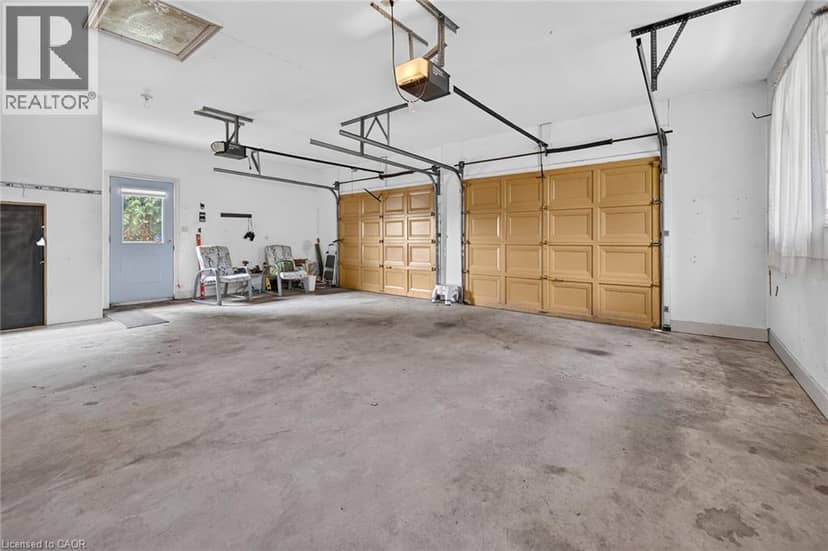 7011 DICKENSON Road E — photo 35 of 40