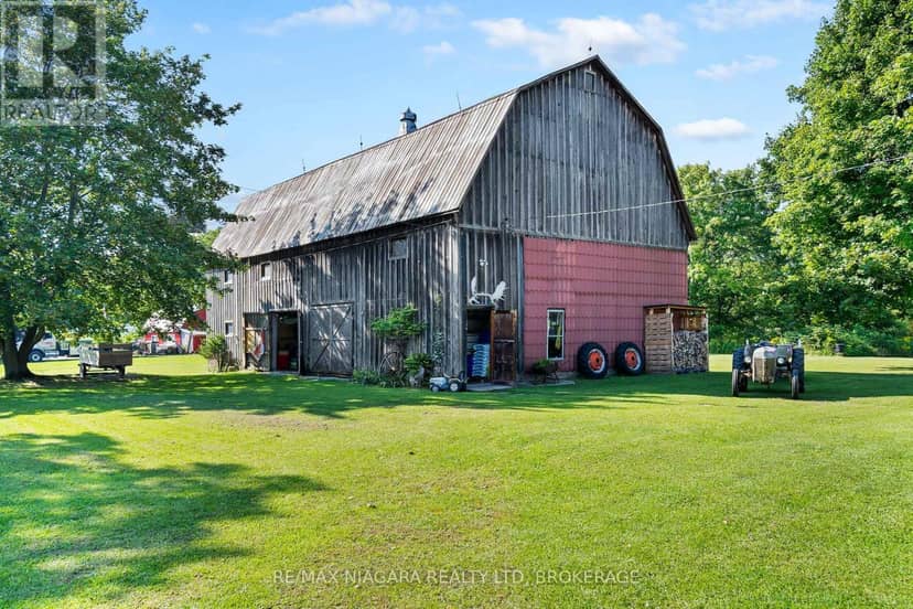 11562 Lakeshore Road — photo 3 of 40