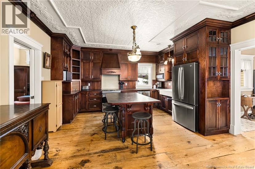 129 Ammon Road — photo 5 of 40