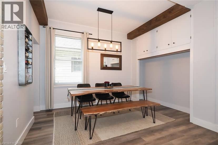 19 DOUGLAS Street — photo 15 of 40