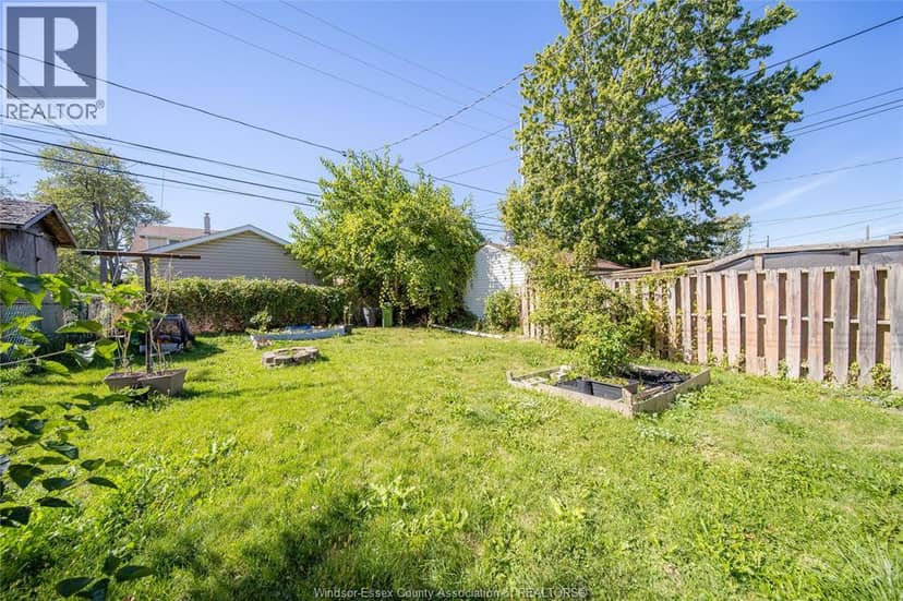1249 Marentette Avenue — photo 34 of 36