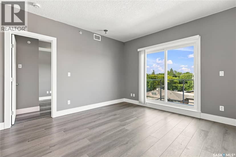310 404 C Avenue S — photo 18 of 32