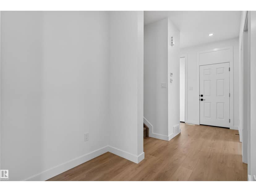 1911 48 ST SW — photo 15 of 22