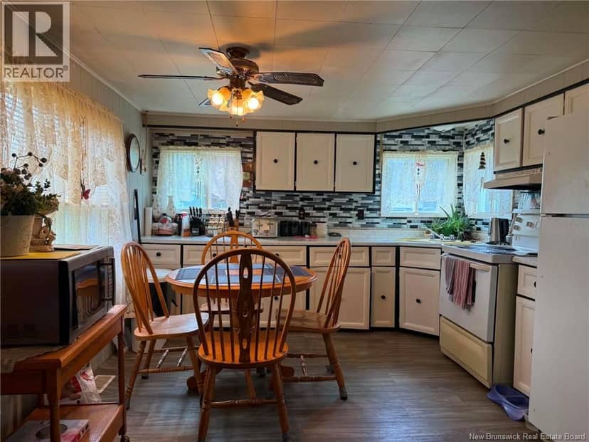 37 Bradd Street, Miramichi, photo 3