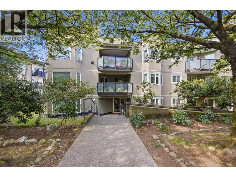101 175 W 4TH STREET, North Vancouver, photo 2