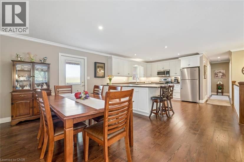 495190 TRAVERSTON Road — photo 7 of 40
