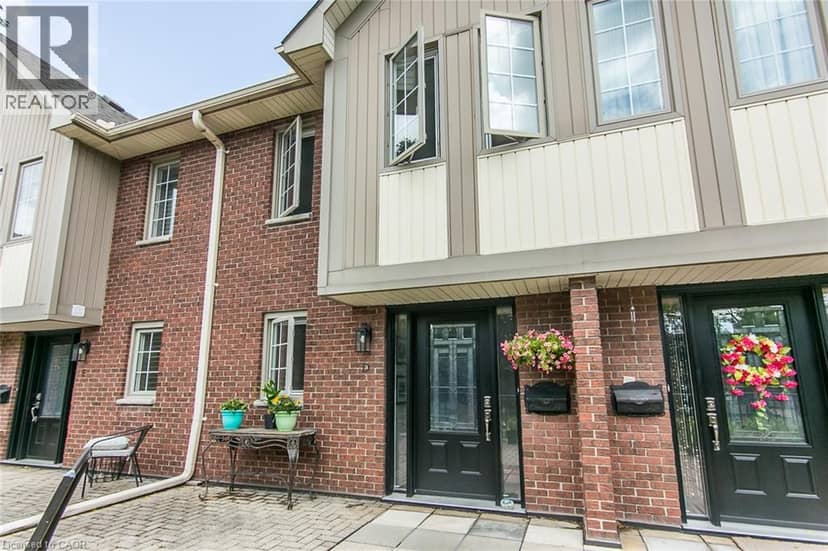 28 AHRENS Street W Unit# D — photo 7 of 40
