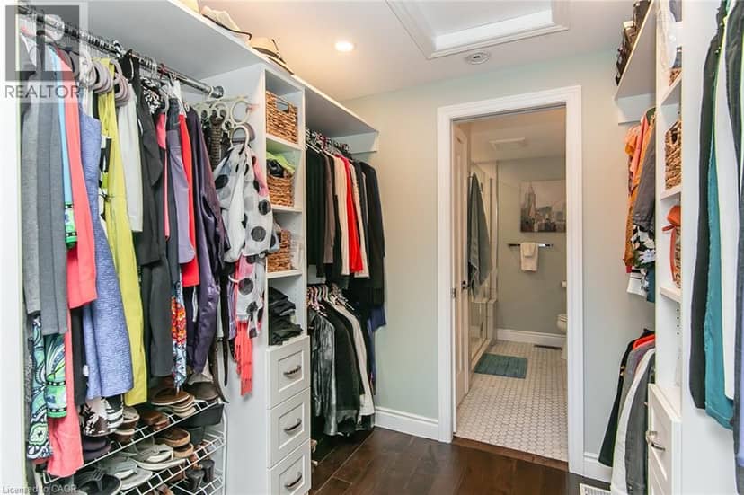 28 AHRENS Street W Unit# D — photo 30 of 40