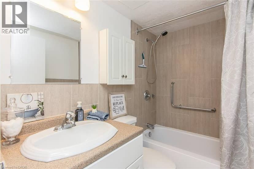 24 MIDLAND Drive Unit# 402 — photo 35 of 40