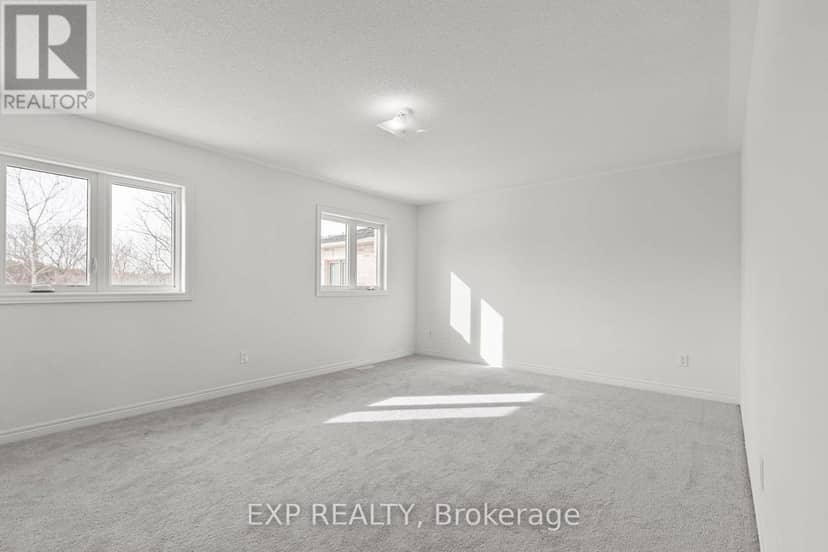 52 Baycroft Boulevard — photo 13 of 21