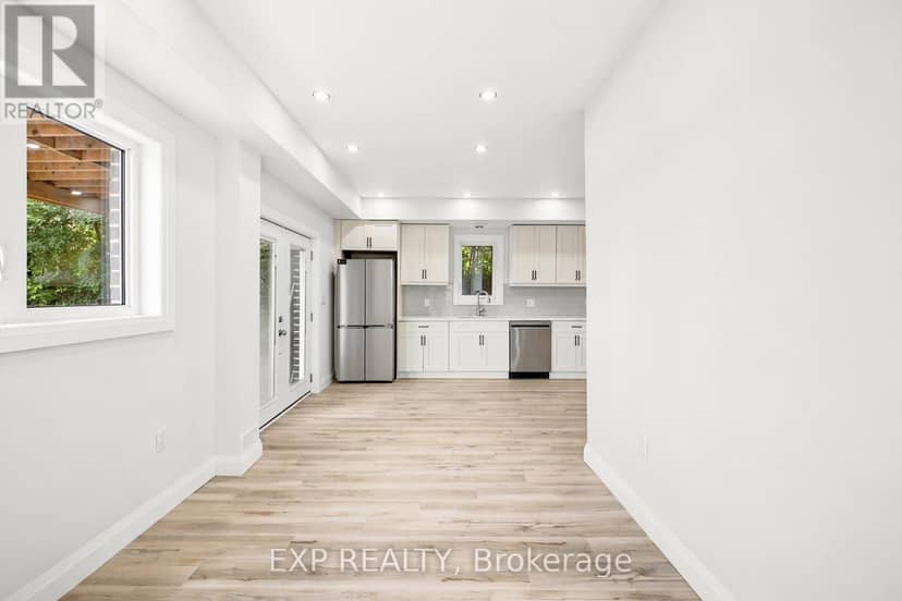 129 St George Street — photo 27 of 37