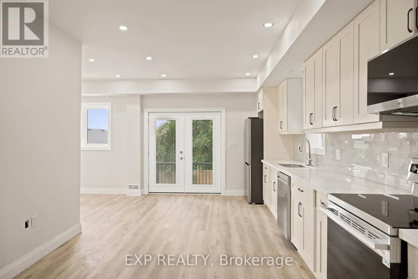 129 St George Street — photo 32 of 37