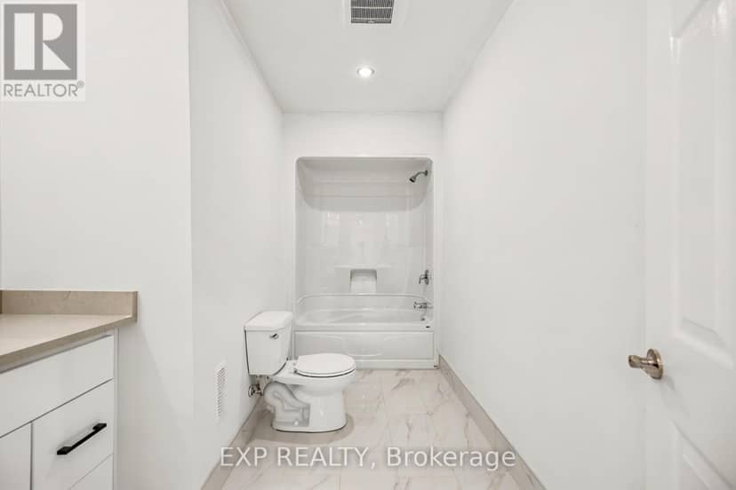 129 St George Street — photo 34 of 37