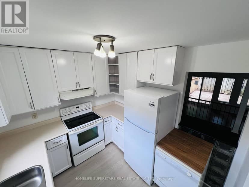 158 - 2050 Upper Middle Road, Burlington, photo 2