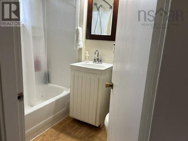 26 Pitt Street — photo 9 of 14