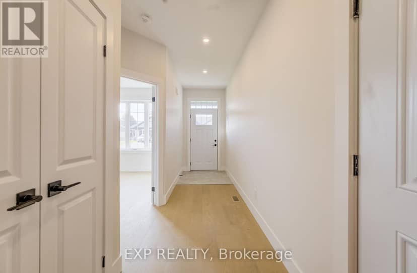 202 - 12 Washington Street — photo 18 of 22
