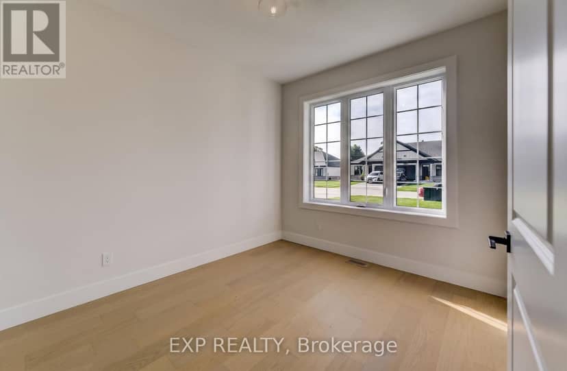 202 - 12 Washington Street — photo 19 of 22