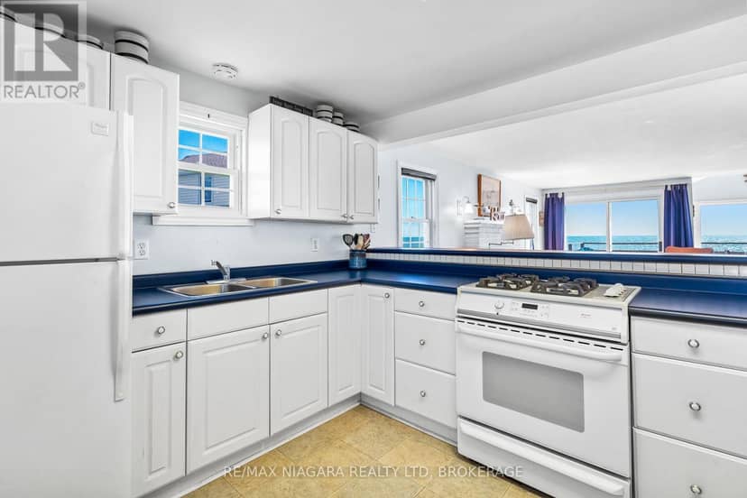 13165 Lakeshore Road — photo 8 of 35