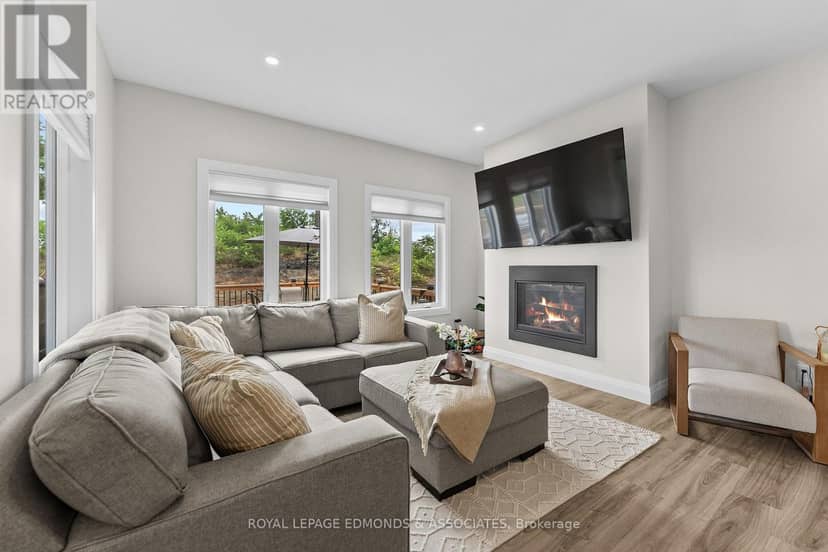 39 Morrison Drive — photo 14 of 40