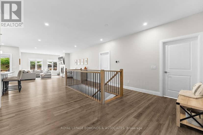 39 Morrison Drive — photo 18 of 40