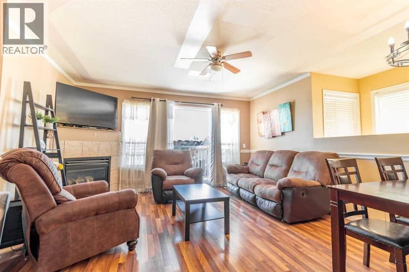 302, 605 19 Street SE, High River, photo 2
