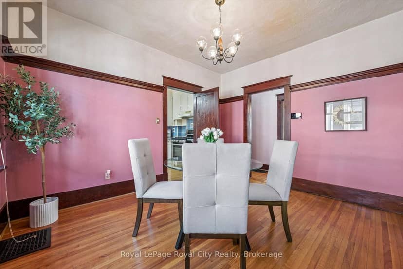 22 Boult Avenue — photo 21 of 40