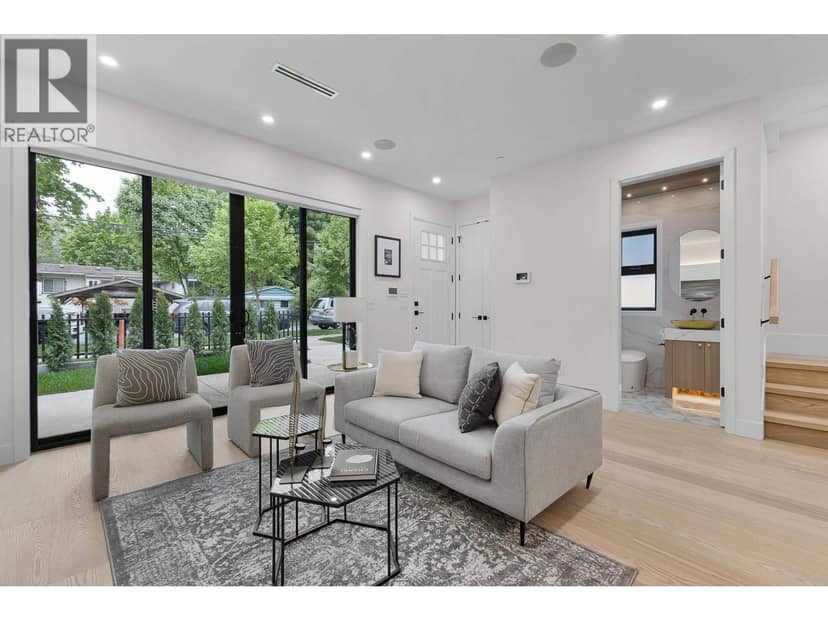 1 182 ONTARIO PLACE, Vancouver, photo 3