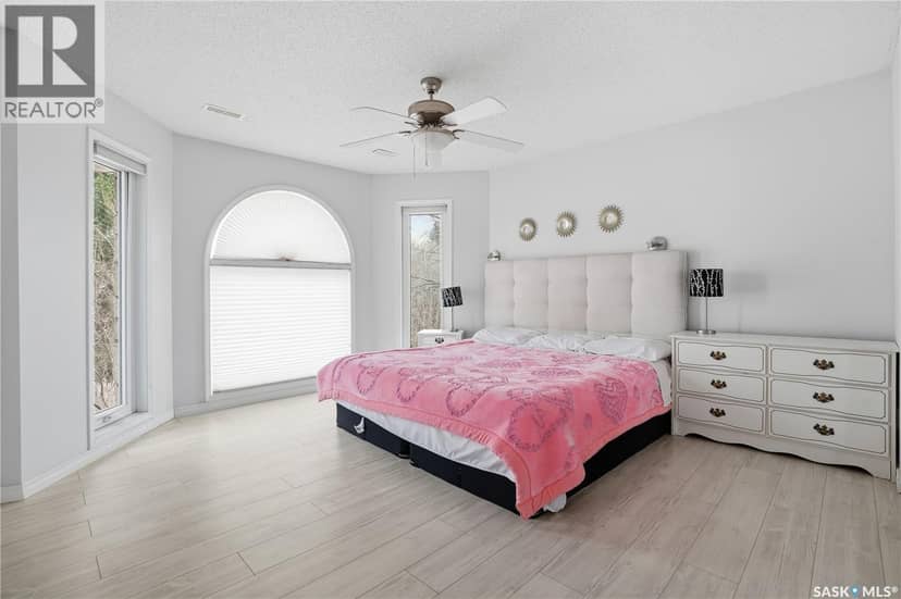 10 Meadow BAY — photo 32 of 40