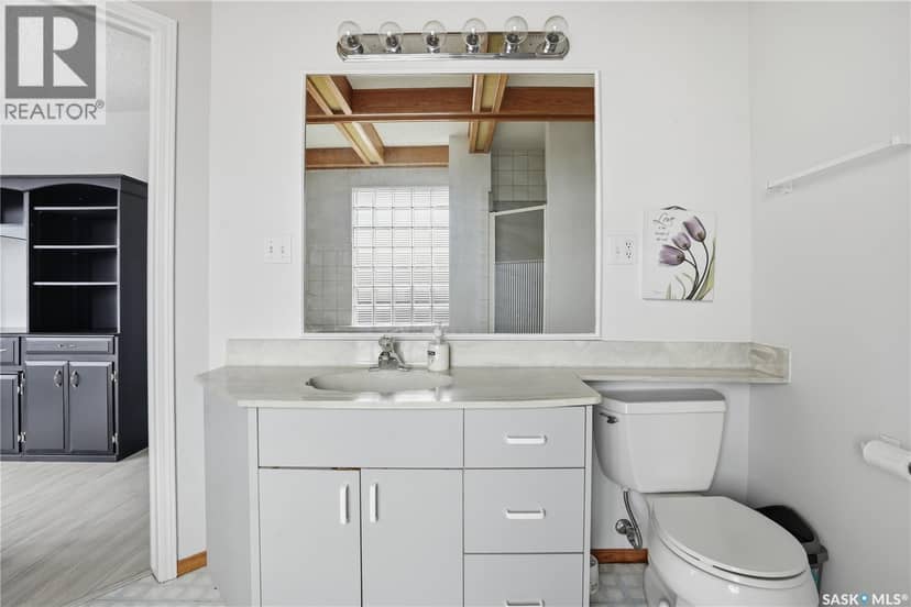10 Meadow BAY — photo 36 of 40